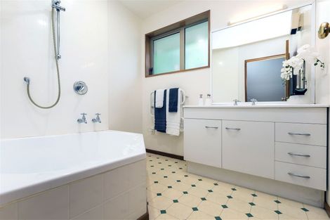 Photo of property in 272 Waimairi Road, Ilam, Christchurch, 8041