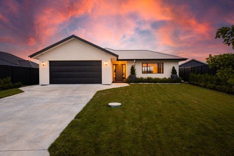 Photo of property in 15 Dinneen Close, Frimley, Hastings, 4120