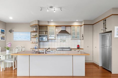 Photo of property in 9 Zeehaen Place, Britannia Heights, Nelson, 7010