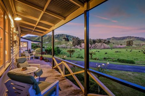 Photo of property in 6707 Ohura Road, Kohuratahi, Stratford, 4396