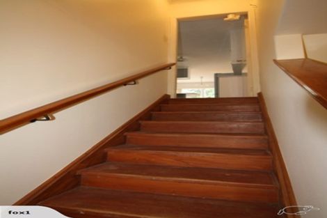 Photo of property in 10 Kamla Way, Khandallah, Wellington, 6035