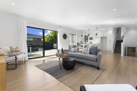 Photo of property in 13 Davita Place, Farm Cove, Auckland, 2012