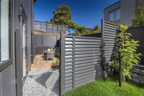 Photo of property in 16d Saltburn Road, Milford, Auckland, 0620