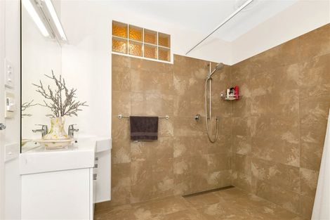 Photo of property in 8 Riverside Way, Amberley, 7410