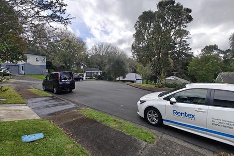 Photo of property in 1/4 Mahuta Grove, Northcote, Auckland, 0627