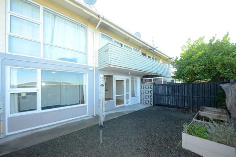 Photo of property in 2/267 Pages Road, Wainoni, Christchurch, 8061