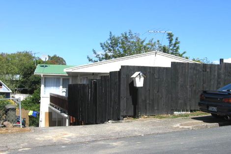 Photo of property in 3 Trojan Crescent, New Lynn, Auckland, 0600