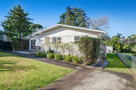 Photo of property in 9 Woodstock Road, Forrest Hill, Auckland, 0620