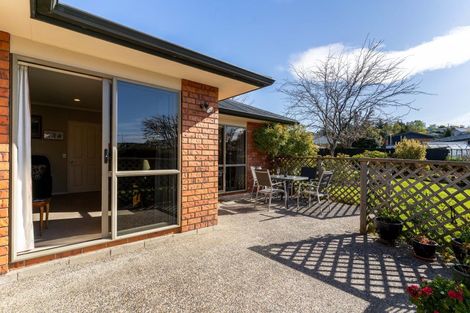 Photo of property in 19 Duxford Crescent, Fairfield, Dunedin, 9018