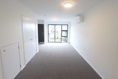 Photo of property in 20 Wai Place, Westgate, Auckland, 0614