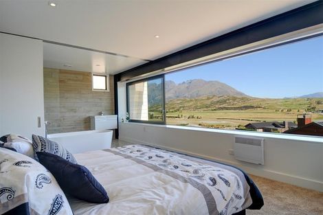 Photo of property in 5a Jackby Court, Jacks Point, Queenstown, 9371