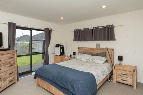 Photo of property in 5 Teatree Close, Huntington, Hamilton, 3210