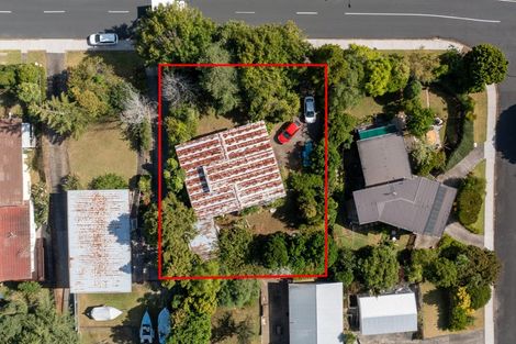 Photo of property in 60 Glamorgan Drive, Torbay, Auckland, 0630