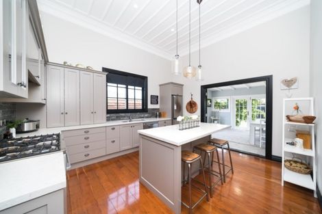 Photo of property in 1 Tamar Street, Rongotea, 4476