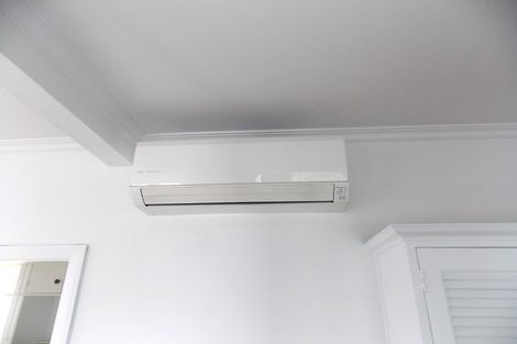 Photo of property in 138 Raroa Road, Aro Valley, Wellington, 6012