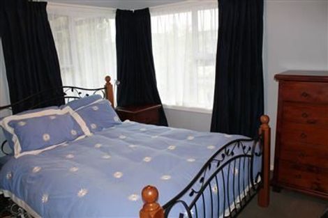 Photo of property in 3 Fairmile Place, Russley, Christchurch, 8042