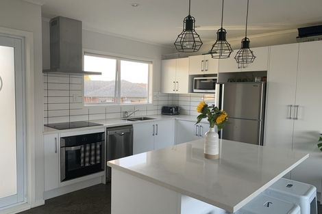 Photo of property in 4/133 Shakespeare Road, Milford, Auckland, 0620