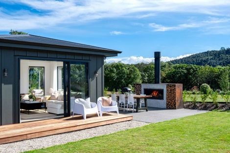 Photo of property in 56 Seven Oaks Drive, Kinloch, 3377