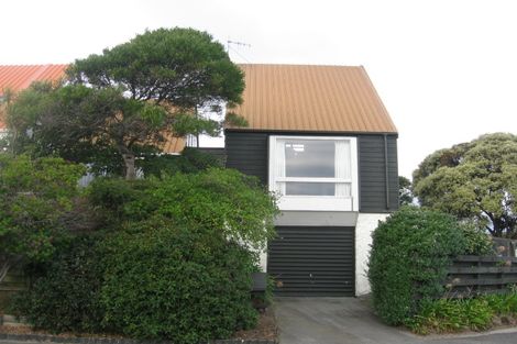 Photo of property in 4 Bermuda Grove, Paraparaumu Beach, Paraparaumu, 5032