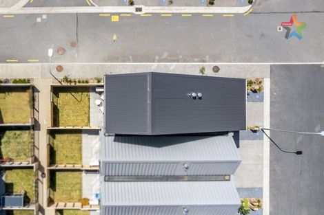 Photo of property in 32 John Street, Stokes Valley, Lower Hutt, 5019