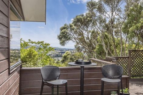 Photo of property in 14a Spicer Place, Tawa, Wellington, 5028