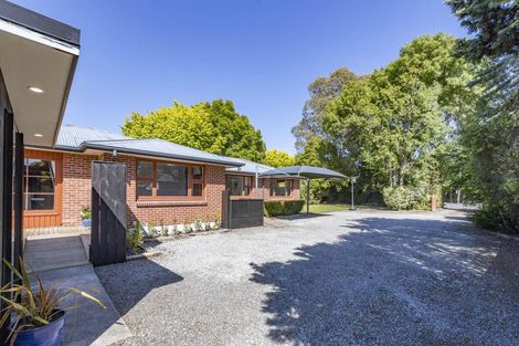 Photo of property in 104 Main North Road, Woodend, 7610