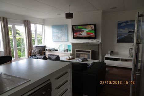 Photo of property in 13 Tahapa Crescent, Meadowbank, Auckland, 1072