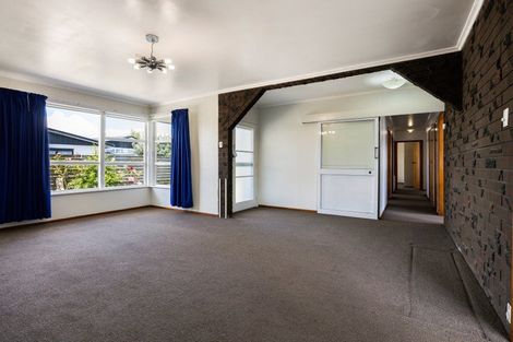 Photo of property in 10 Rosalind Street, Deanwell, Hamilton, 3206