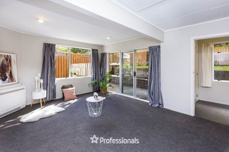 Photo of property in 29 Edelweiss Grove, Timberlea, Upper Hutt, 5018