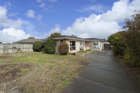 Photo of property in 209 Burwood Road, Burwood, Christchurch, 8083