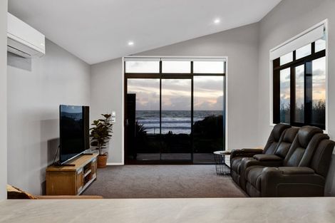 Photo of property in 288 Tai Road, Opunake, 4681