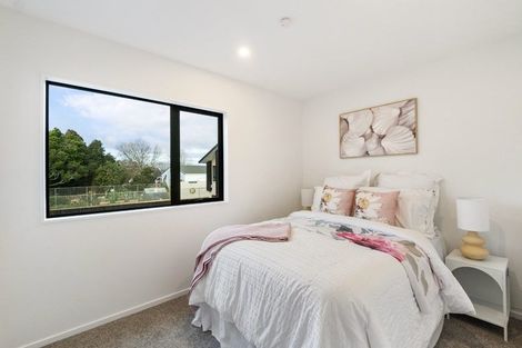 Photo of property in 2/9 Blanes Road, Weymouth, Auckland, 2103