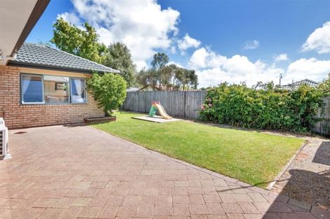 Photo of property in 11 Checkerberry Court, Henderson, Auckland, 0612