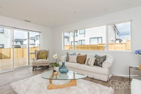 Photo of property in 17 Kearns Drive, Hobsonville, Auckland, 0616