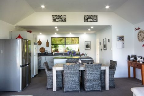 Photo of property in 16 Lawrence Street, Havelock, 7100