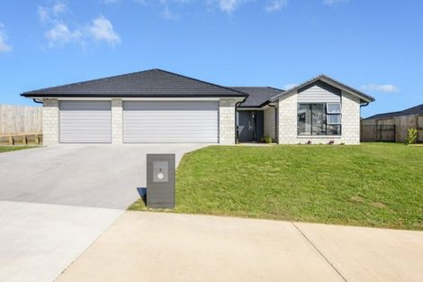 Photo of property in 9 Kayelene Place, Omokoroa, 3114