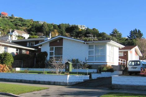 Photo of property in 36 Landsdowne Terrace, Cashmere, Christchurch, 8022