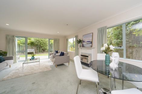 Photo of property in 3 Winston Avenue, Hokowhitu, Palmerston North, 4410