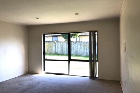 Photo of property in 4 Snave Place, East Tamaki, Auckland, 2013