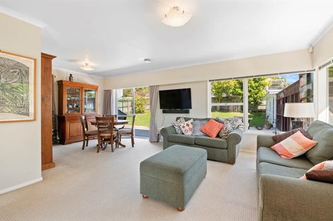 Photo of property in 2/30 Eban Avenue, Hillcrest, Auckland, 0627