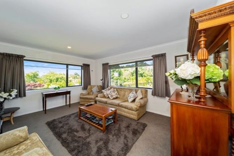 Photo of property in 4 Golf Course Lane, Waiwhakaiho, New Plymouth, 4312