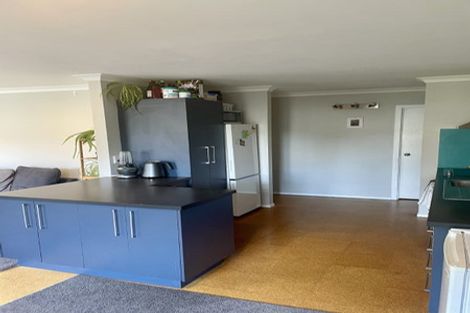 Photo of property in 10 Helen Street, Brooklyn, Wellington, 6021