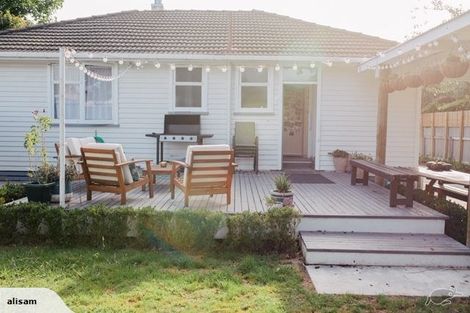 Photo of property in 15 Tasman Street, Havelock North, 4130