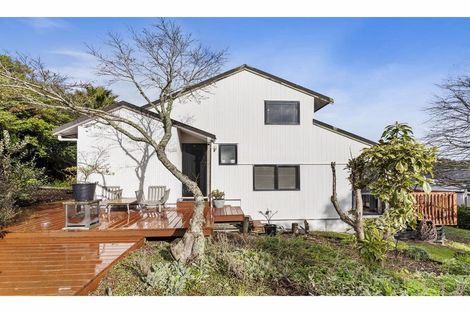 Photo of property in 19 Palmetto Place, Goodwood Heights, Auckland, 2105