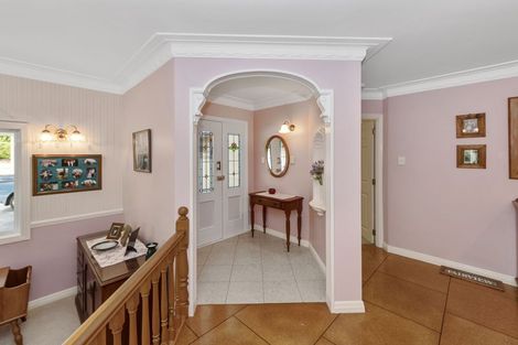 Photo of property in 1a Cochran Road, Oratia, Auckland, 0604