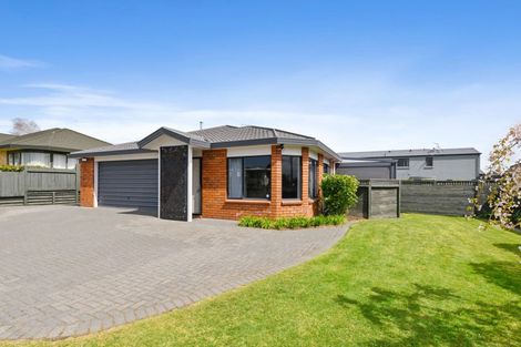 Photo of property in 75 Basley Road, Owhata, Rotorua, 3010