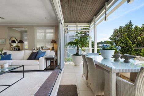 Photo of property in 17 Landmark Terrace, Orewa, 0931