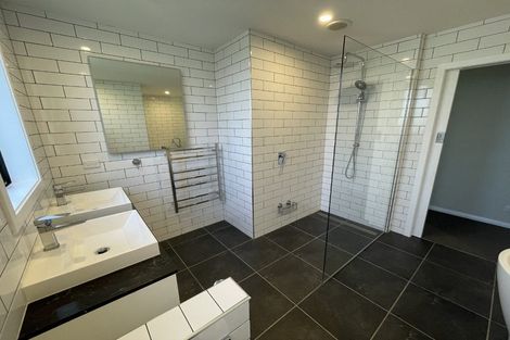 Photo of property in 23 List Street, Welbourn, New Plymouth, 4310