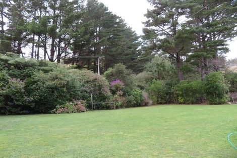 Photo of property in 91 Stratton Street, Normandale, Lower Hutt, 5010