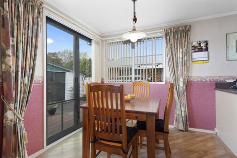 Photo of property in 4 Denver Grove, Totara Park, Upper Hutt, 5018